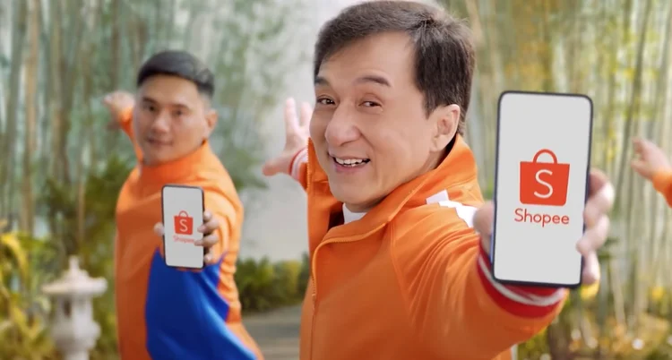 Jackie Chan em propaganda da Shopee (Shopee Brasil/YouTube/Reprodução)