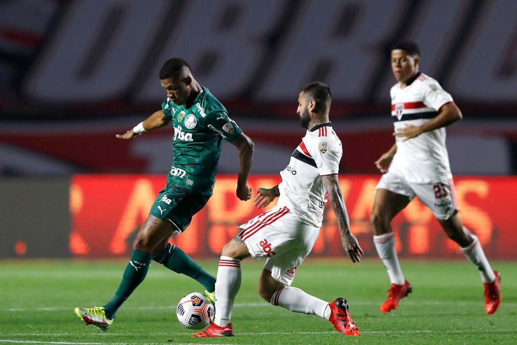 Palmeiras e São Paulo decidem hoje vaga na semifinal da Libertadores