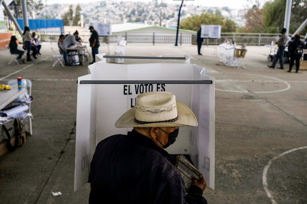 México: referendo decide se ex-presidentes serão processados por corrupção