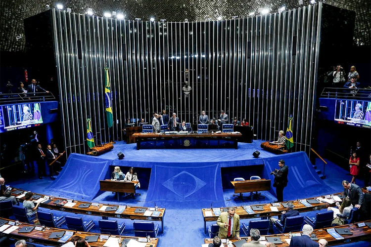 Senado vota nesta quinta-feira PEC que amplia benefícios sociais (Adriano Machado/Reuters)