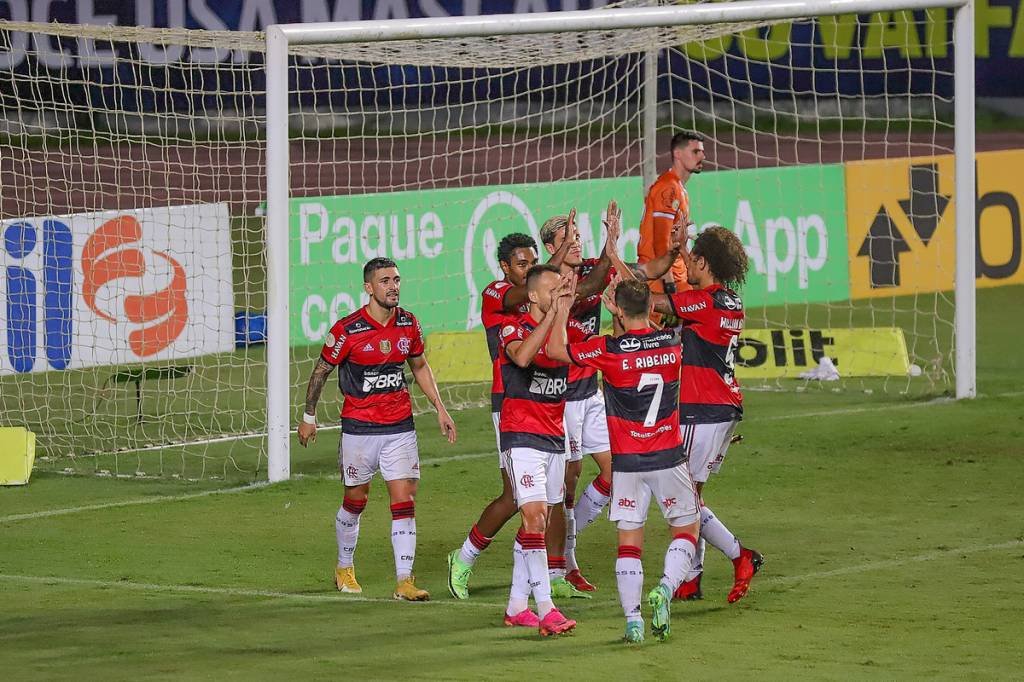 Qual horário do jogo do Flamengo hoje, domingo, 8; onde assistir ao vivo