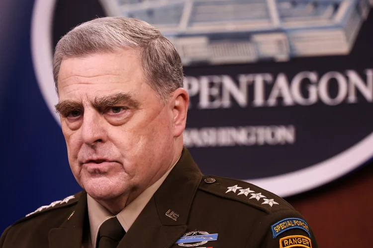 EUA: O principal general do exército americano temia que Trump iniciasse uma guerra contra China (Evelyn Hockstein/Getty Images)