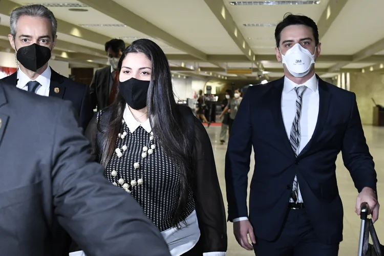 Advogada representante dos médicos que trabalharam na Prevent Senior, Bruna Morato, chega à CPI da Covid (Roque de Sá/Agência Senado)