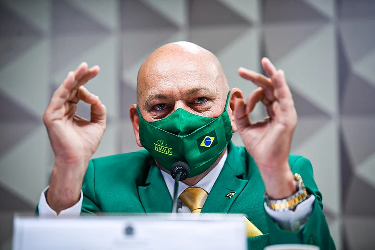Luciano Hang: o empresário rebateu a informação dizendo que o valor é o que as lojas faturam em um dia (Edilson Rodrigues/Agência Senado/Flickr)
