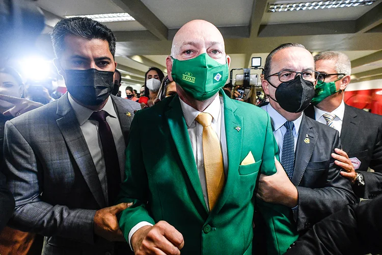Luciano Hang, dono das lojas Havan, chega ao Senado para prestar depoimento à CPI da Covid (Leopoldo Silva/Agência Senado)