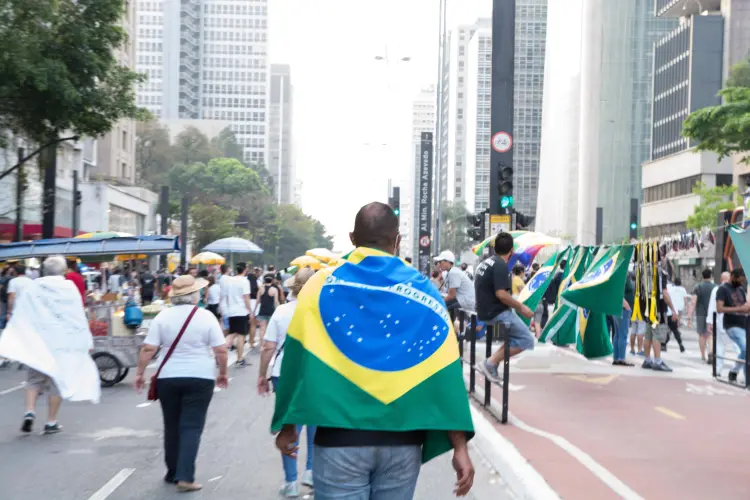 Manifestações: pessoas se reuniram em diferentes pontos do país para protestar contra Jair Bolsonaro (ANDRé RIBEIRO/FUTURA PRESS/Agência Estado)