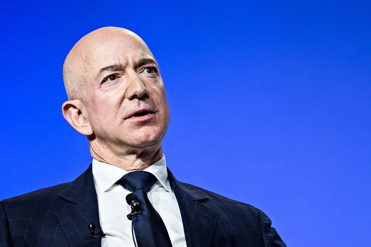 É a terceira venda de ações de Jeff Bezos em 2024. (Andrew Harrer/Bloomberg/Getty Images)