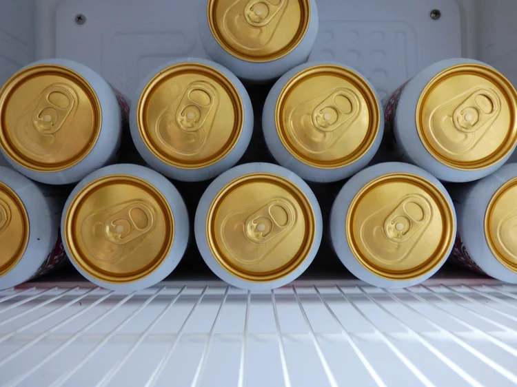 Latas de cerveja (Susan Ellwood / EyeEm/Getty Images)