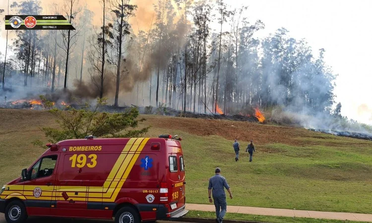 Queda de Aeronave de asa fixa pela Cesário Geovanoni Moreti – Piracicaba. (Corpo de Bombeiros/Divulgação)