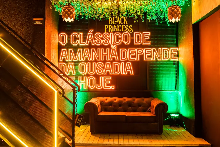 Black Princess House: bar temporário do Grupo Petrópolis em São Paulo (ATME-Foto/Reprodução)