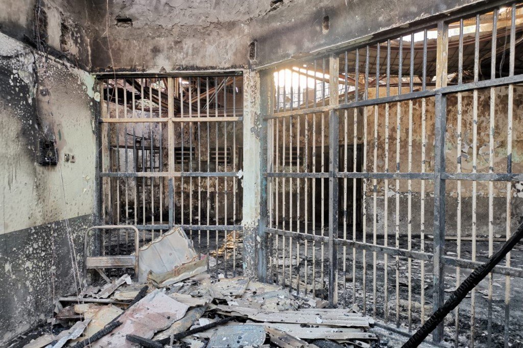 Incêndio em prisão superlotada deixa ao menos 41 mortos na Indonésia