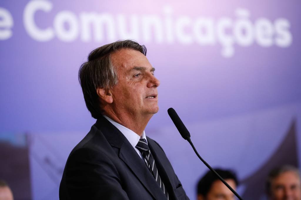 Bolsonaro envia plano para reduzir R$15 bi em incentivos fiscais em um ano