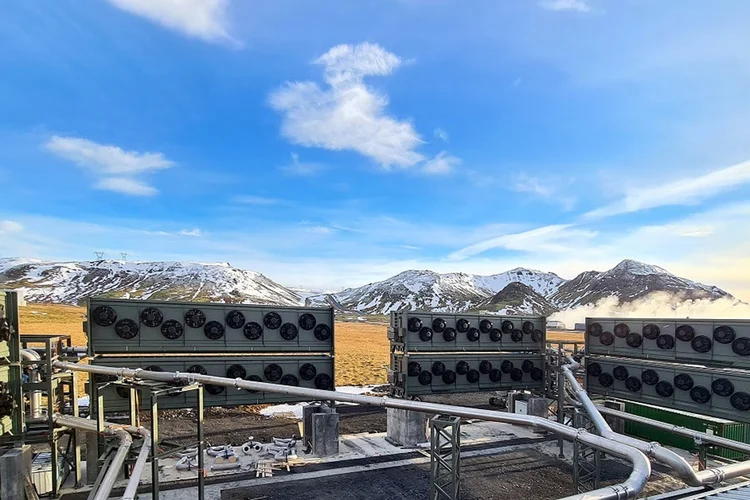 Orca: considerada a maior instalação do mundo em captura de dióxido de carbono (Orca/Divulgação)