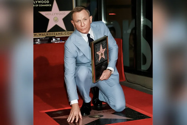 Daniel Craig inaugura sua estrela na Calçada da Fama (Mario Anzuoni/Reuters)