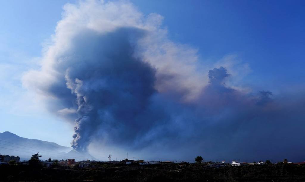 Vulcão deixa Ilha de La Palma, na Espanha, irreconhecível
