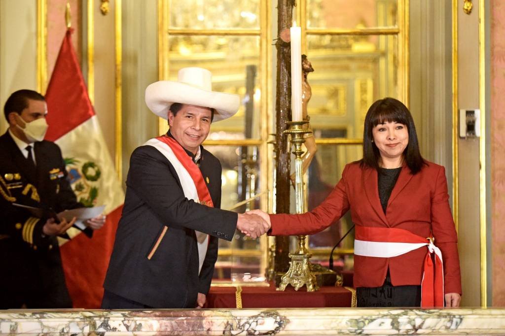 Partido marxista do Peru rompe com governo de presidente Castillo