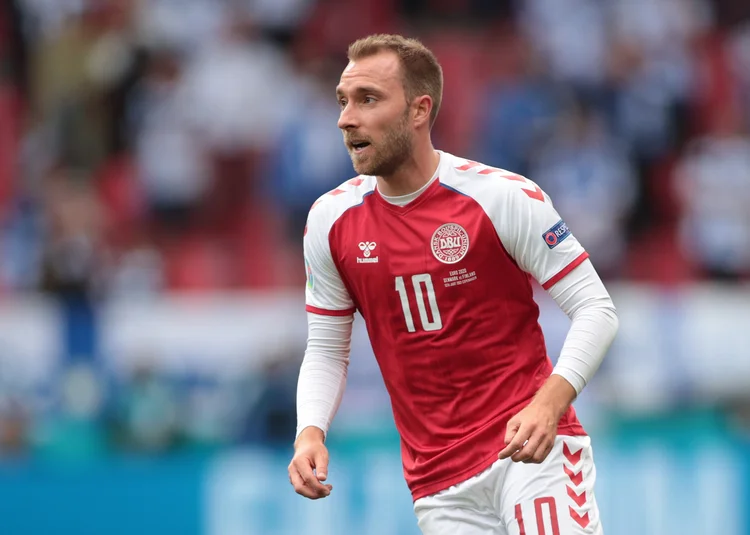 Christian Eriksen durante partida da Dinamarca contra a Finlândia pela Euro 2020.
 (Hannah Mckay/Pool/Reuters)