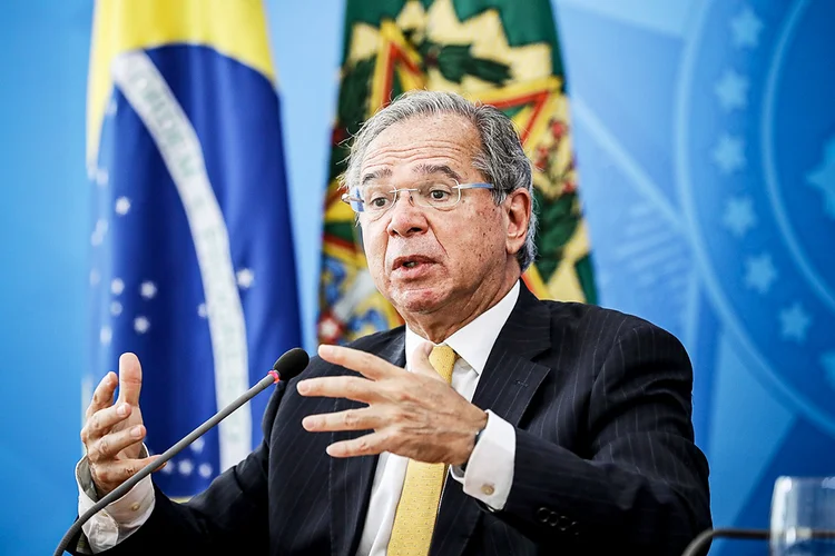 Guedes: ele declarou que o governo acertou ao criar um voucher para caminhoneiros e em aumentar o valor do Auxílio Brasil (Marcos Corrêa/PR/Flickr)