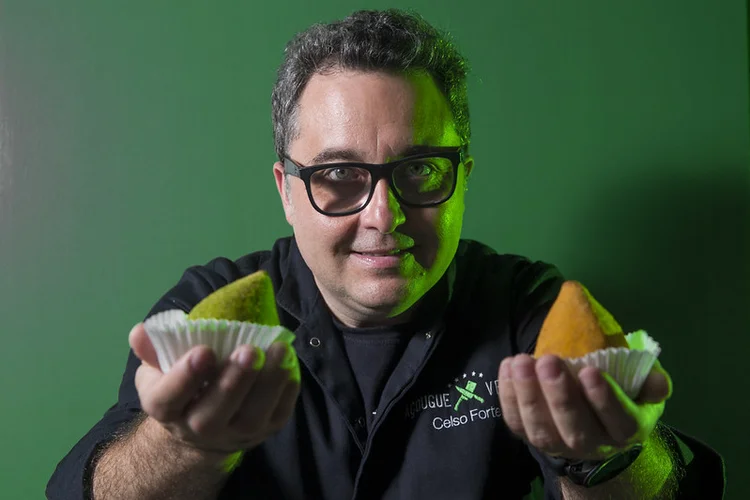 Celso Fontes e Michele Rodriguez são proprietários do Açougue Vegano, estabelecimento que comercializa produtos veganos.  (Ricardo Matsukawa/Sebrae/SP)
