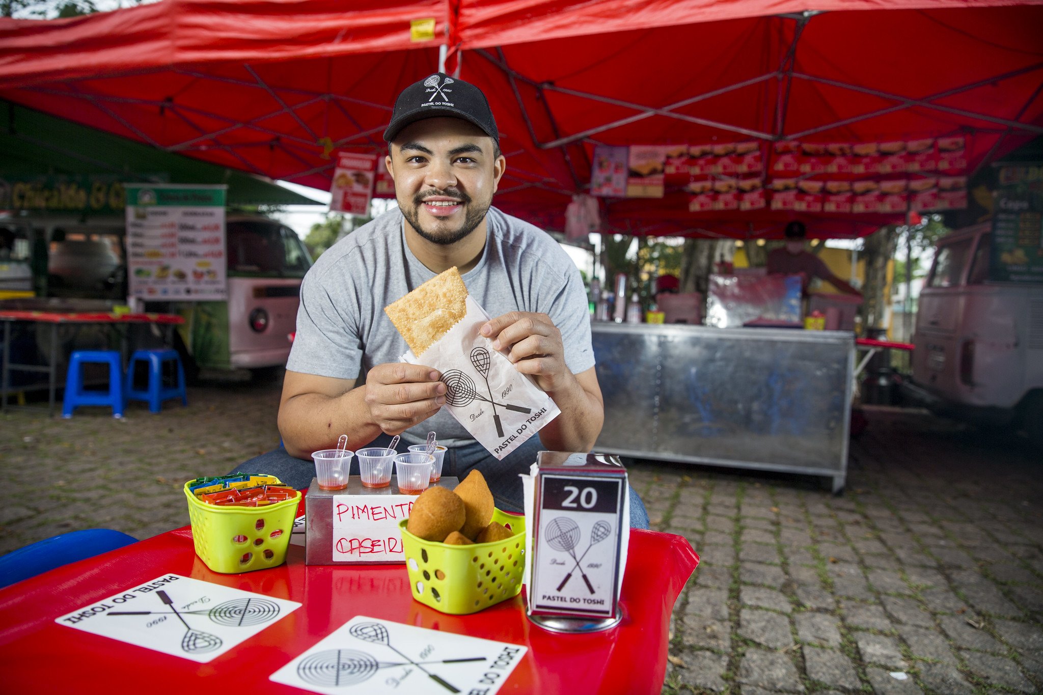 Volta por cima: como a gestão financeira salvou esta barraca de pastel