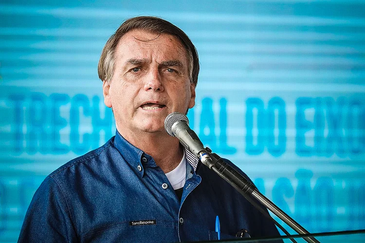 Bolsonaro: o presidente disse ainda que tem dificuldades em passar projetos no Senado (Isac Nóbrega/PR/Flickr)