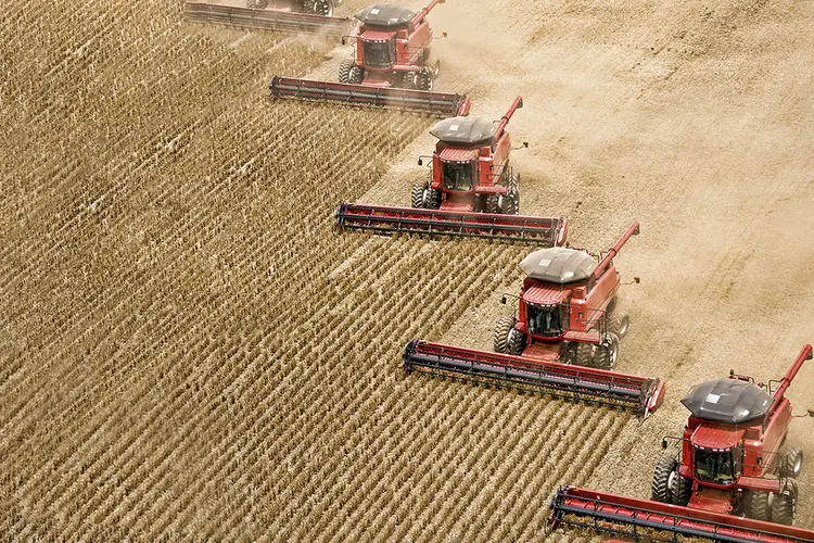 Colheita da soja, uma das áreas de atividade da 3tentos | Foto: Paulo Fridman/Bloomberg (Paulo Fridman/Bloomberg/Getty Images)