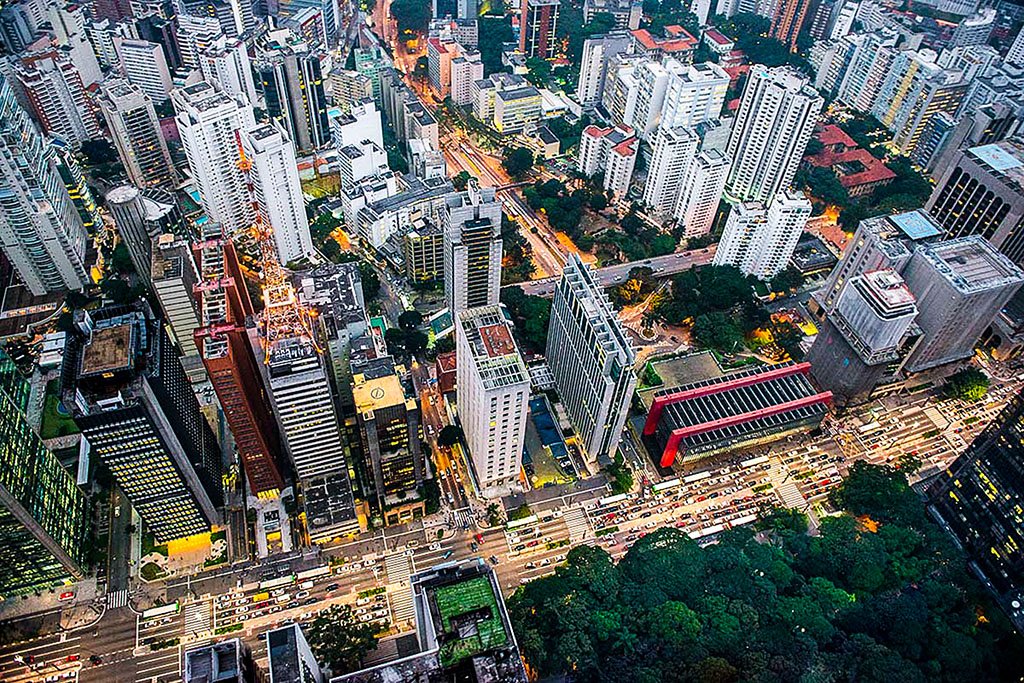 468 anos: SP é uma das 100 melhores cidades do Brasil para fazer negócios
