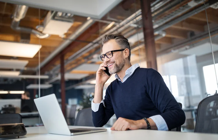 Feira do Empreendedor 2021: Sebrae espera reunir 100.00 pessoas em evento virtual (Luis Alvarez/Getty Images)