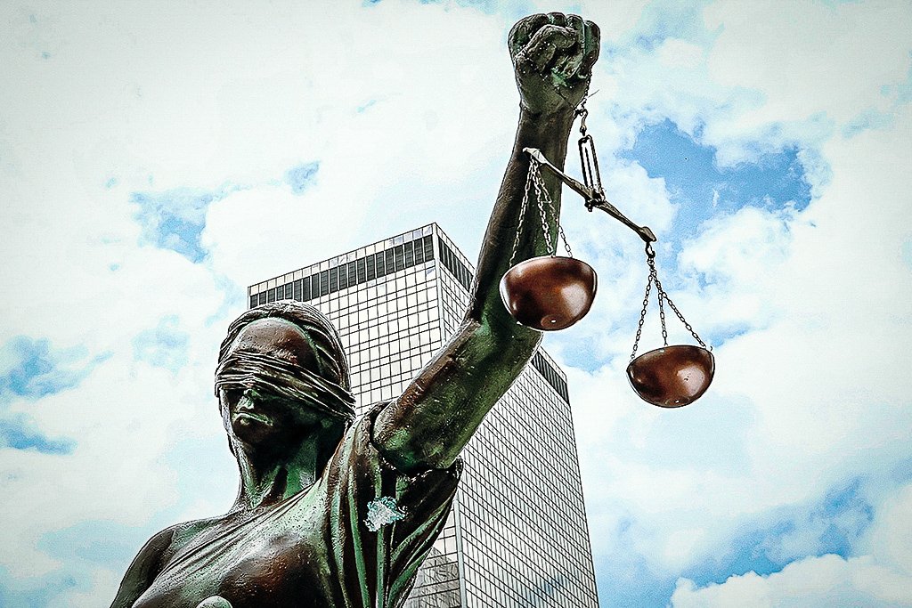 Dia do Advogado: Escritórios apostam no marketing jurídico para reforçar diferenciais