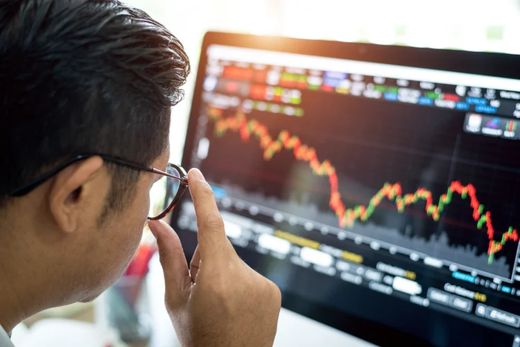 Estudo sugere que bolsa brasileira não está tão barata quanto aparenta | Foto : Virojt Changyencham/ Getty Images (Virojt Changyencham/Getty Images)