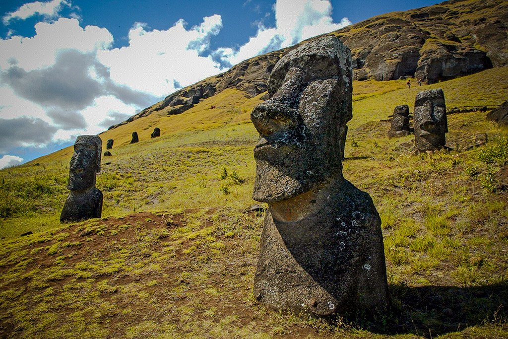 Ilha de Páscoa: povo rapa nui decide não reabrir a ilha ao turismo