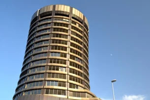 Stablecoins não são dinheiro de verdade, diz 'Banco Central dos bancos centrais'