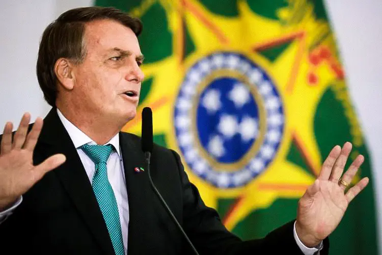 Bolsonaro afirmou que discutiu a possibilidade com o presidente do BNDES, Gustavo Montezano (Ueslei Marcelino/Reuters)