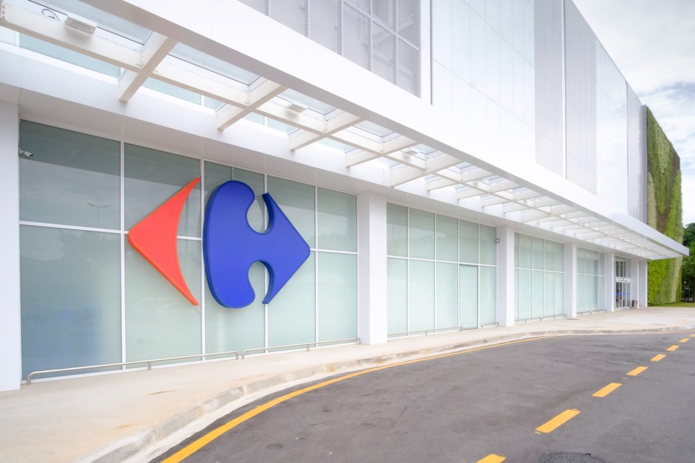 Cade aprova venda do grupo BIG para o Carrefour com restrições