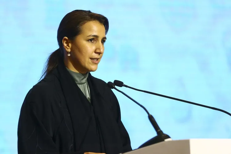 A ministra do Meio Ambiente e Mudanças Climáticas dos EAU, Mariam Bint Mohammed Al Mheiri, durante abertura do seminário empresarial Brasil-Emirados Árabes Unidos (Marcelo Camargo/Agência Brasil)