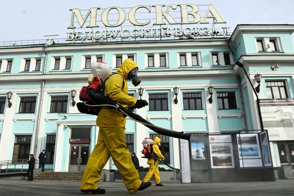 Covid na Rússia: mortes atingem novo recorde e Moscou retoma lockdown