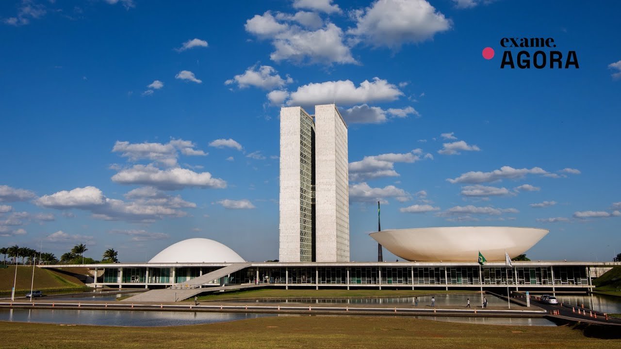 Reformas avançam no Senado com Correios, ferrovias e impostos na pauta