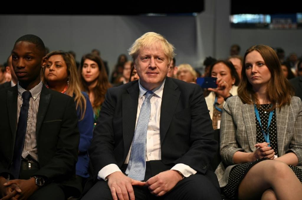 Boris Johnson: primeiro-ministro irá continuar no cargo (AFP/AFP)
