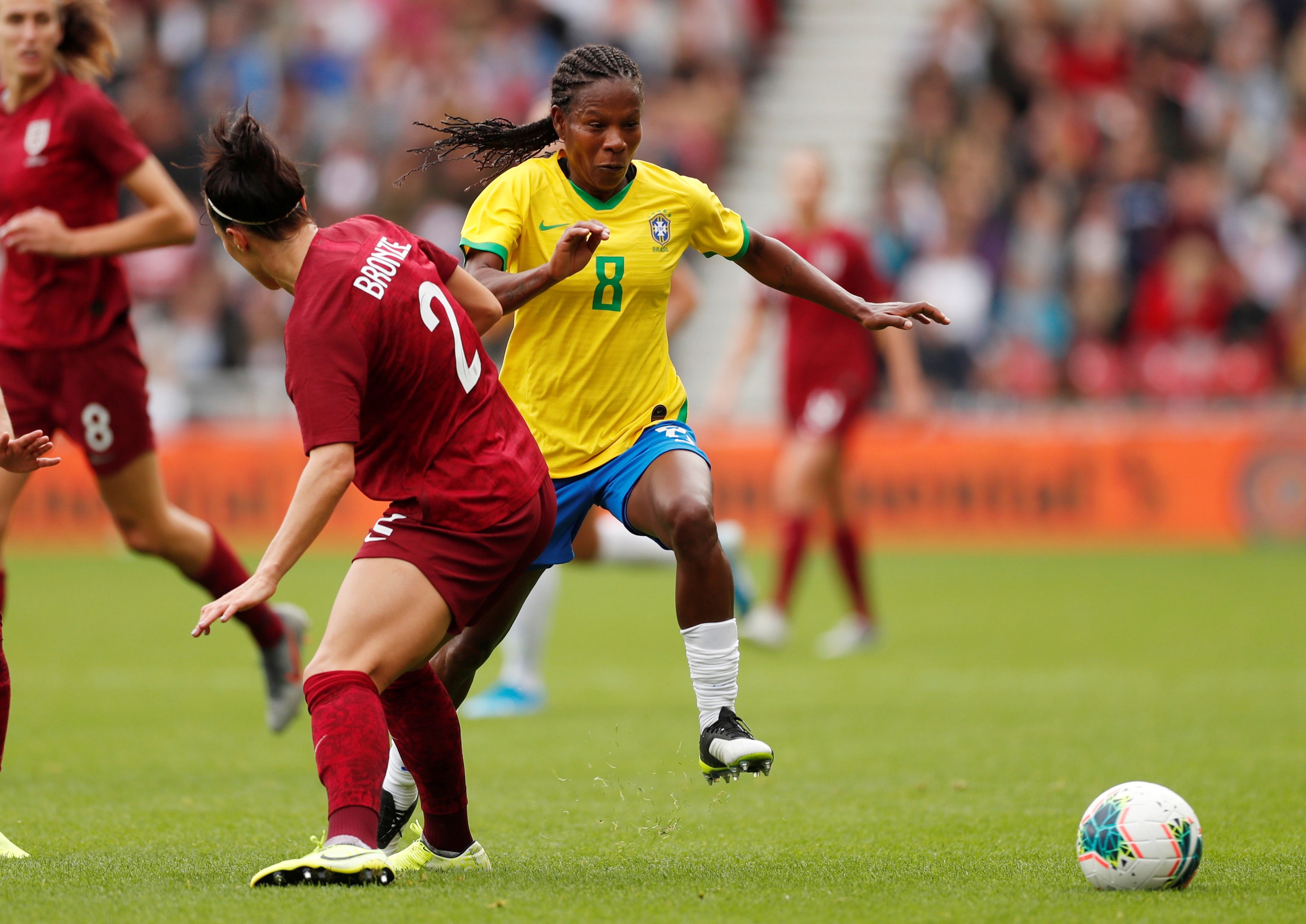 Formiga se aposentará da seleção brasileira, diz CBF