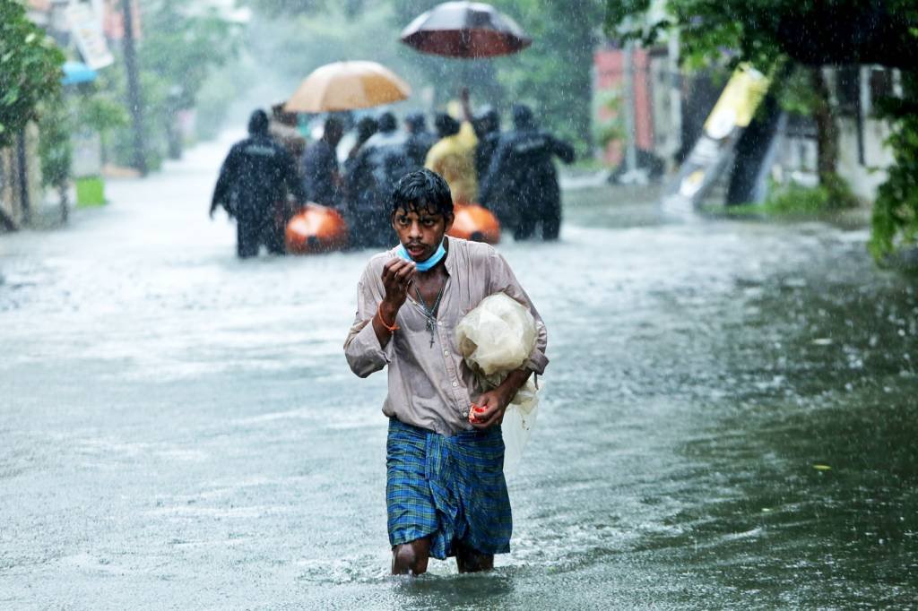 Chuvas intensas deixam 41 mortos na Índia e no Sri Lanka