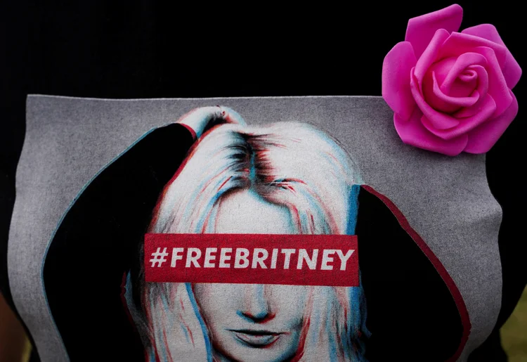 Cartaz "Free Britney" próximo à Casa Branca, em Washington. (Shuran Huang/File Photo/Reuters)