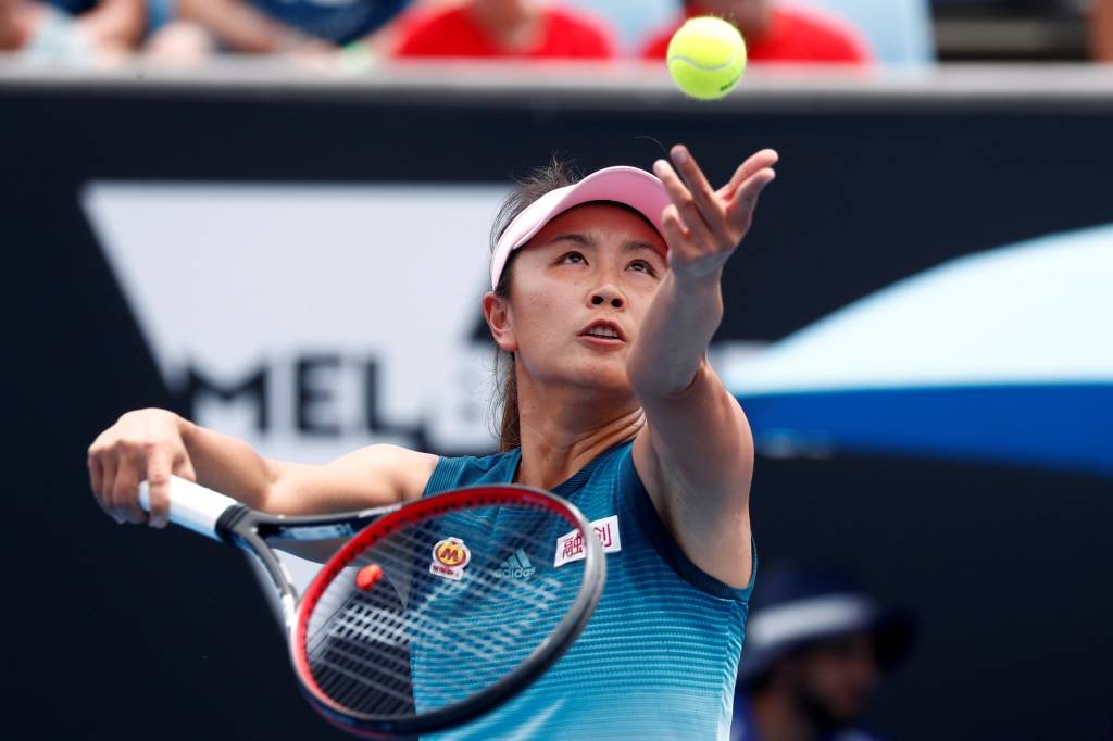 Silêncio da tenista Peng Shuai, após denúncia de assédio, preocupa WTA