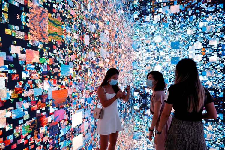 Famosos pelas artes digitais, os NFTs podem ir muito além disso (Tyrone Siu/Reuters)