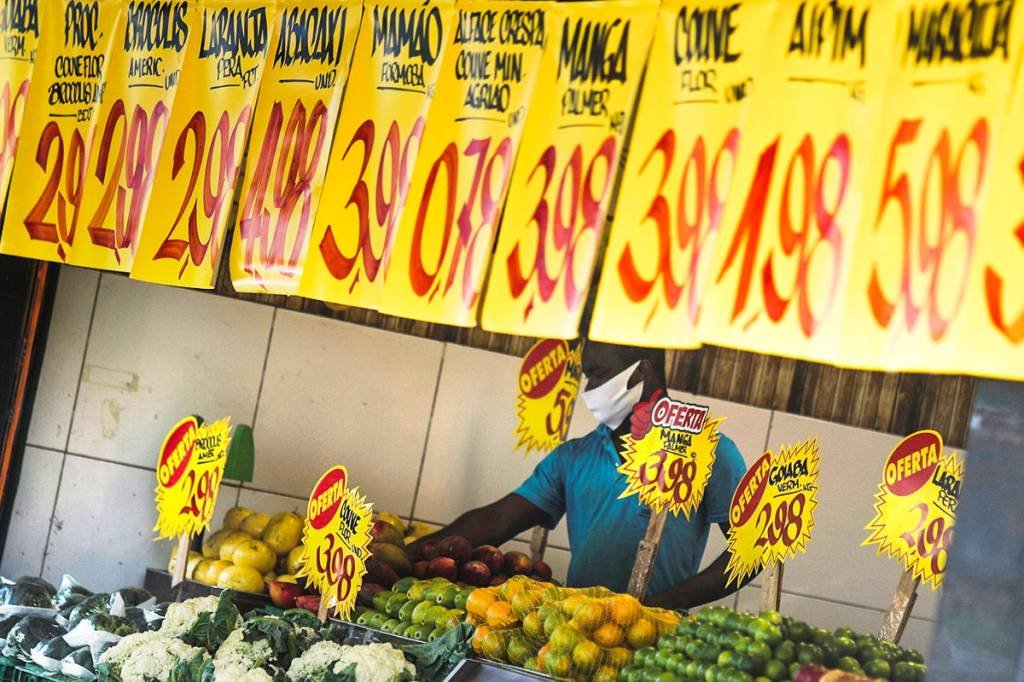 Guerra acelera reajustes de preços dos alimentos nas prateleiras