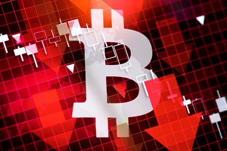 O bitcoin é cotado abaixo dos US$ 33 mil (Getty Images/D-Keine)