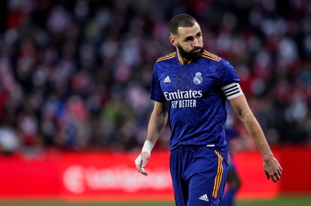 Benzema é condenado a um ano de prisão por chantagear colega de seleção