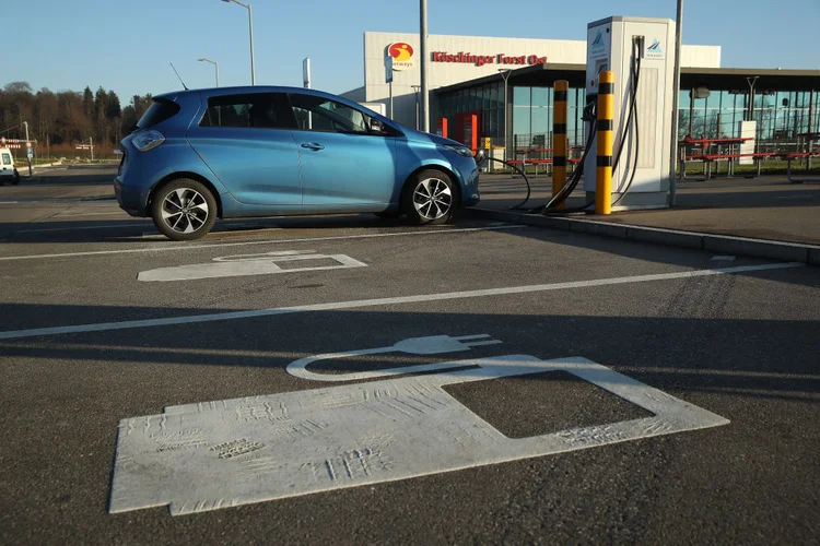 Carro elétrico: veja quais países já começam a adotar a tecnologia em massa (Sean Gallup/Getty Images)