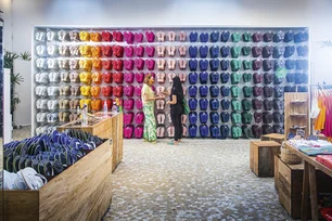 Imagem referente à matéria: Havaianas dobra aposta nos EUA: Alpargatas tem novo distribuidor para ir além de 2 milhões de pares