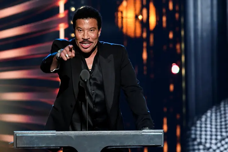 Lionel Richie: artista já vendeu mais de 120 milhões de discos.  (Gaelen Morse/Reuters)