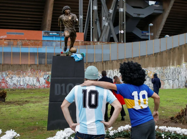 Maradona: membros da família participaram de uma missa em sua homenagem. (Ciro De Luca/Reuters)